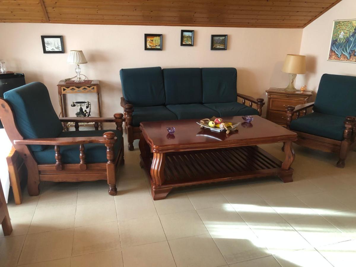 Hotel Pepeto Durrës Esterno foto