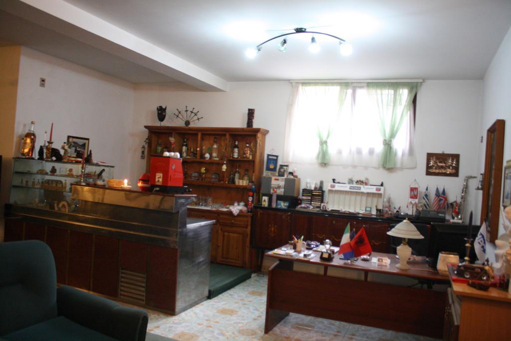 Hotel Pepeto Durrës Esterno foto